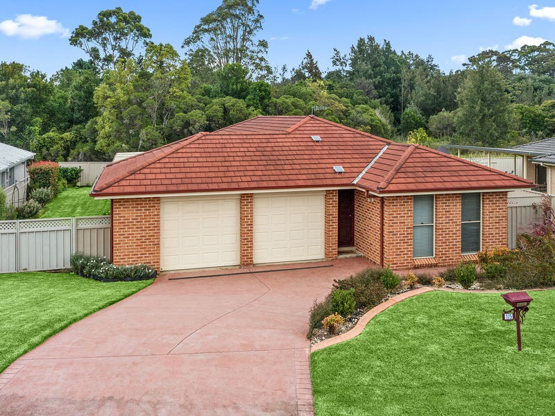 15 Emerald Drive, Meroo Meadow, NSW 2540