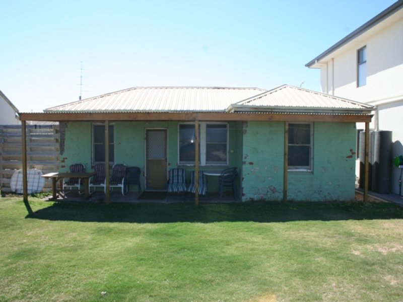 22 Centenary Lane, Arno Bay, SA 5603