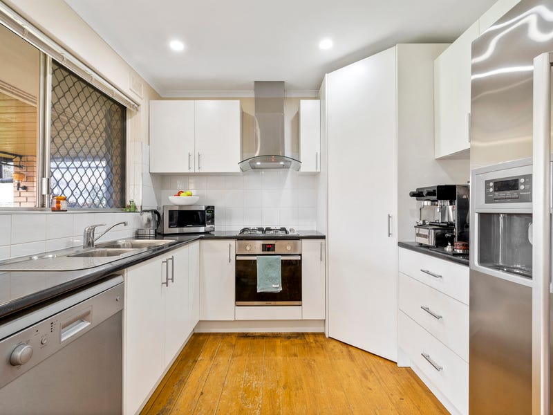 16 Oklahoma Avenue, Para Vista, SA 5093