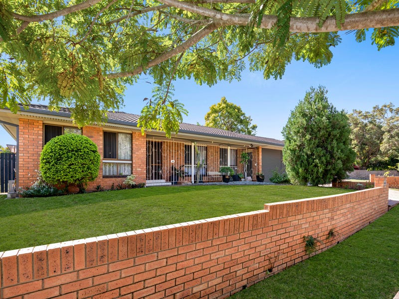 20 Cadogan Street, Carindale, QLD 4152