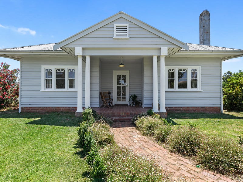 20 Queen St, Avenel, Vic 3664 Property Details