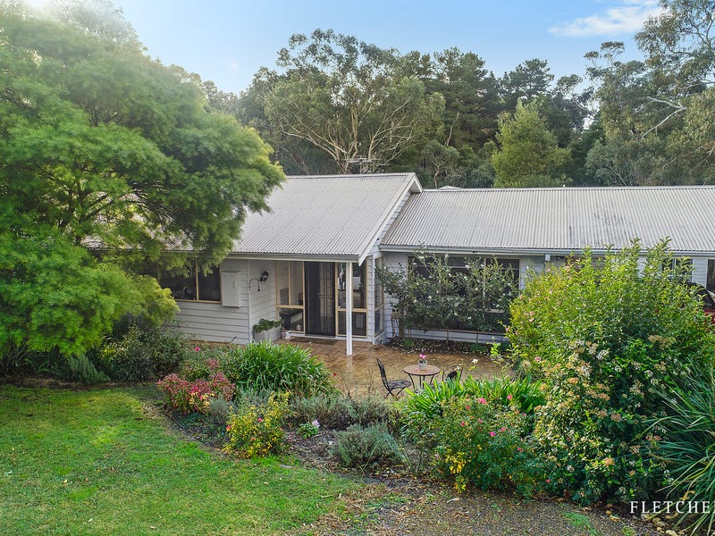 279 Cambridge Road, Mooroolbark, Vic 3138 Property Details
