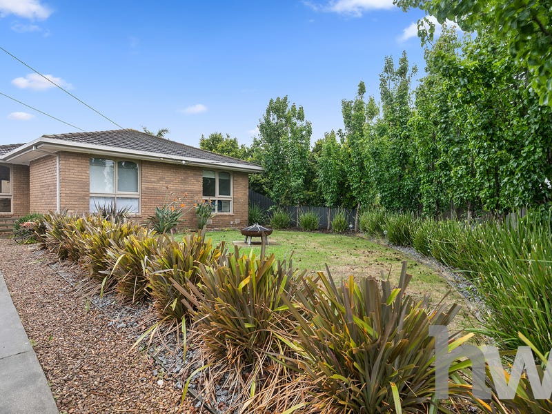 5 Rosewood Court, Grovedale, Vic 3216 House for Sale