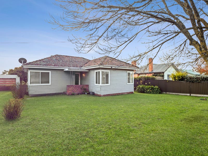 29 Yaldwyn Street East, Vic 3444 House for Sale