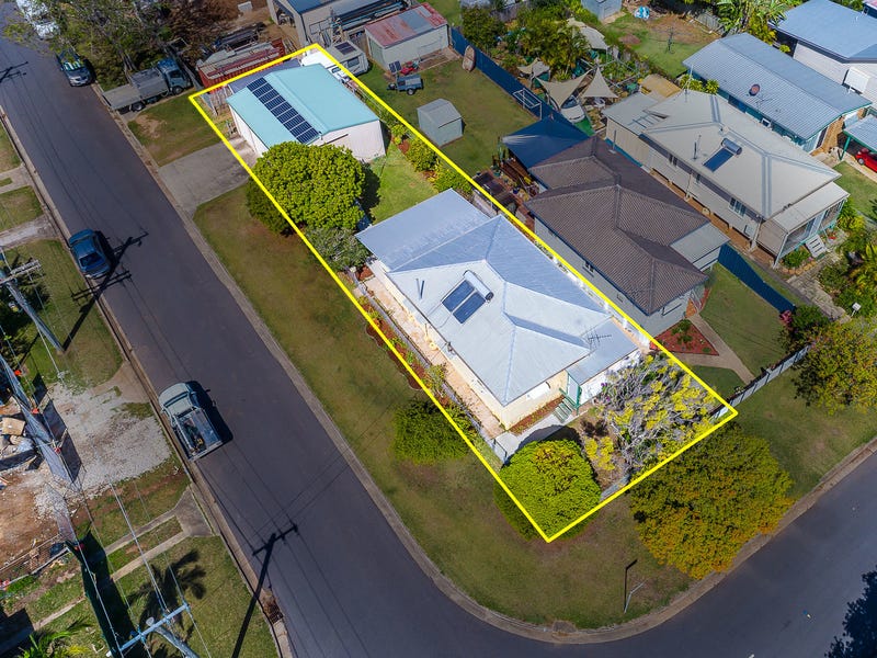 117 Arthur Street, Woody Point, QLD 4019