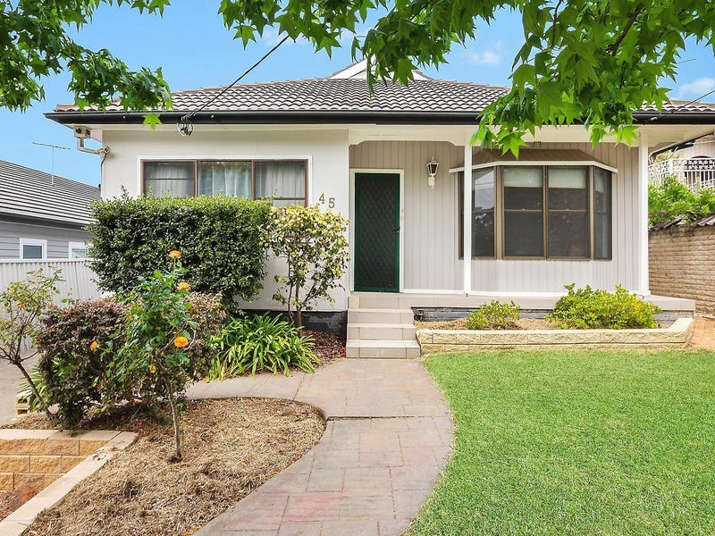45 Bellevue Avenue, Hall, NSW 2198
