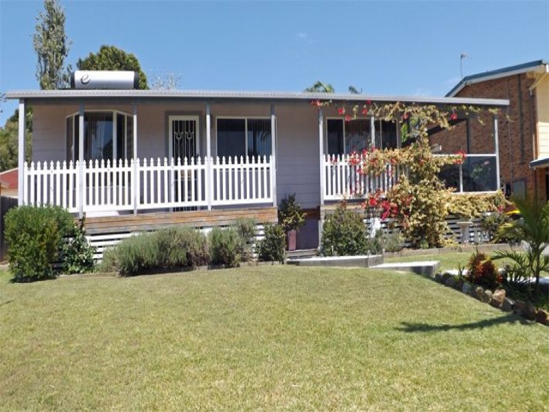 22 Parkland Drive, Kings Point, NSW 2539