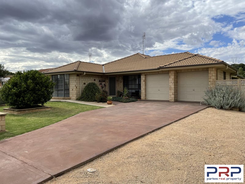114 Mitchell Street, Parkes, NSW 2870