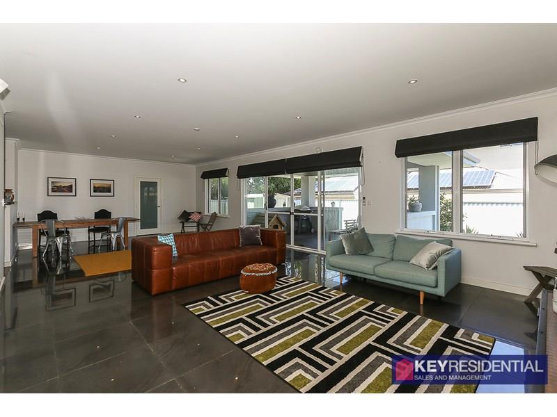 129 The Strand, Bedford, WA 6052