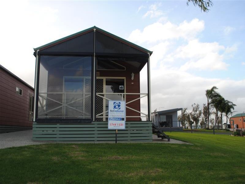 Cabin W6 DC on the Lake, Mulwala, NSW 2647 Property Details