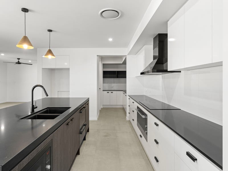 90 Hall Road, Elimbah, QLD 4516