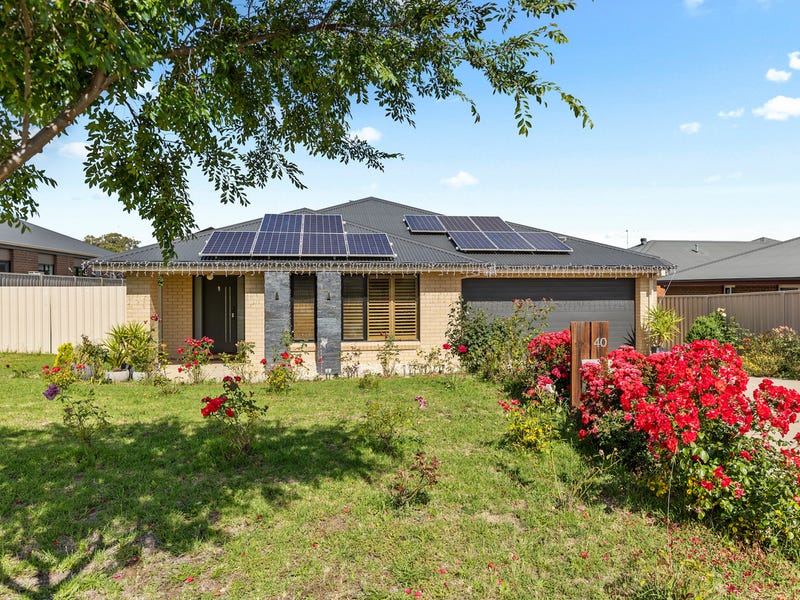 40 Messenger Avenue Boorooma NSW 2650