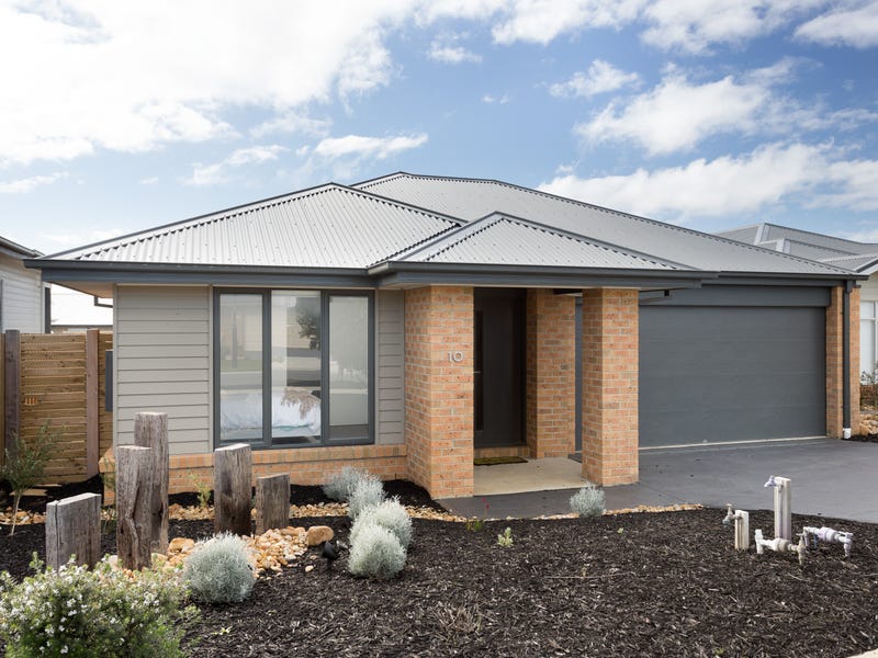 10 Shoalhaven Road, Cowes, Vic 3922 Property Details