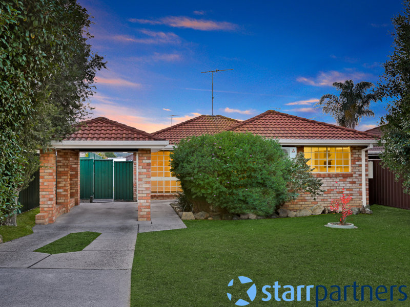 8 Moncrieff Close, St Helens Park, NSW 2560