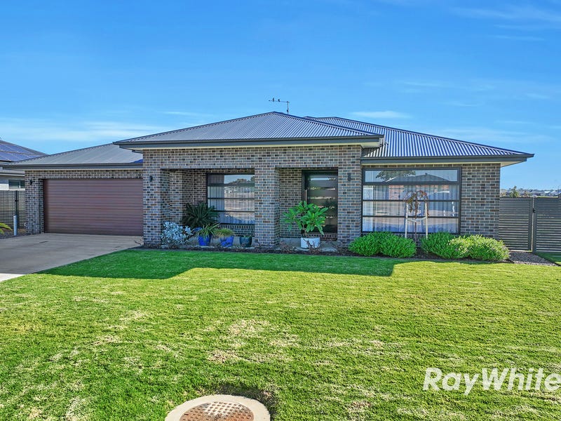 24 Hermitage Drive, Moama, NSW 2731 House for Sale