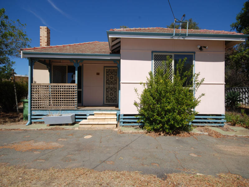 64 Bannister Street, Narrogin, WA 6312 Property Details