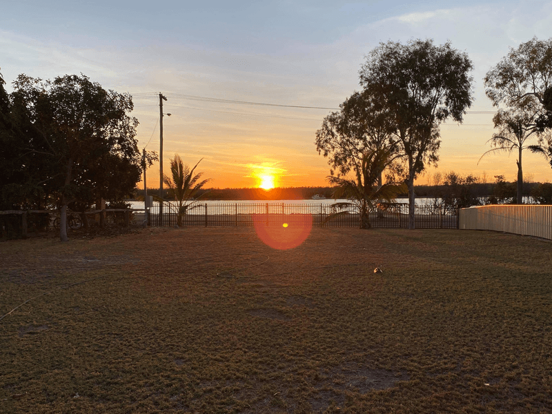 8 Norman Street, Karumba, Qld 4891 Property Details