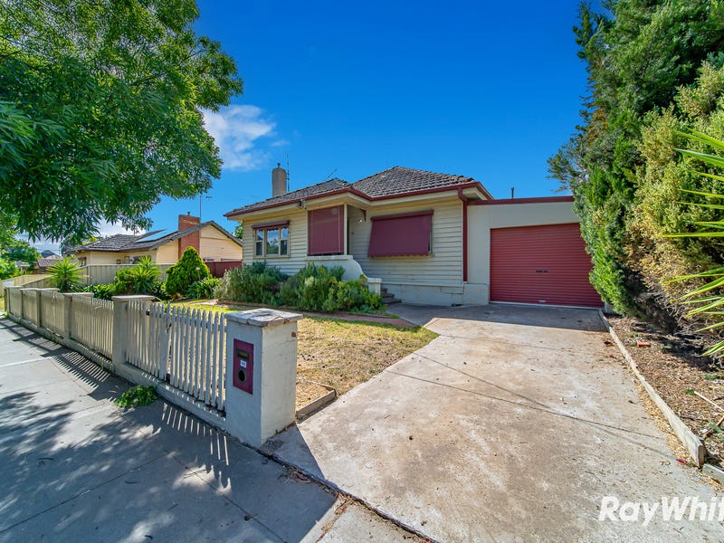 44 Strickland Road, East Bendigo, VIC 3550