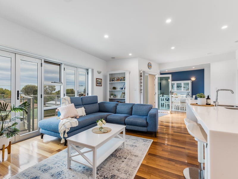 64 Roy Terrace, Christies Beach, SA 5165