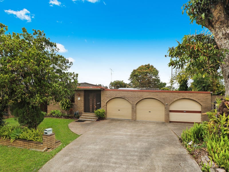 10 Roberts Street, Palmwoods, Qld 4555 Property Details