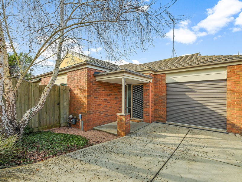 4/22A Albert Road, Drouin, Vic 3818 Property Details