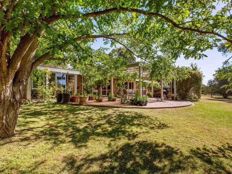 20 Sandy Point Road, Somers, Vic 3927 Property Details