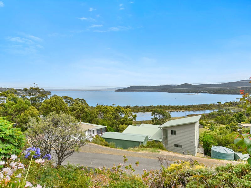 57 Lagoon Road, White Beach, TAS 7184