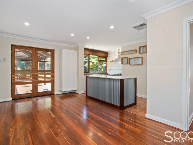 109 Lefroy Road, Beaconsfield, WA 6162