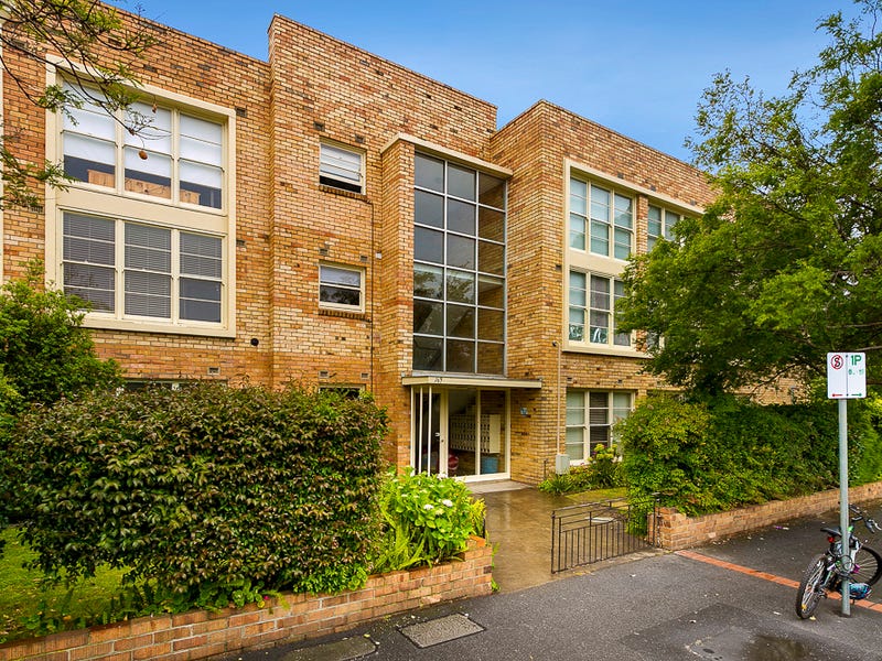26/169 Ormond Road, Elwood, Vic 3184 Property Details