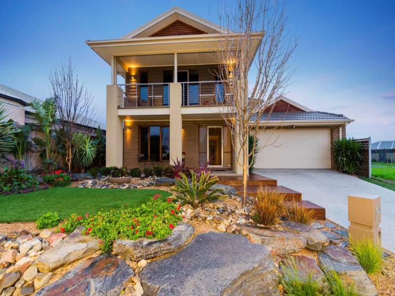 104 Riversdale Drive, Tarneit, Vic 3029 Property Details