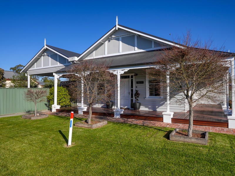 17 Sharp Street, Yarrawonga, Vic 3730 Property Details