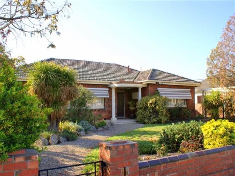 94 Bradshaw Street, Essendon, VIC 3040