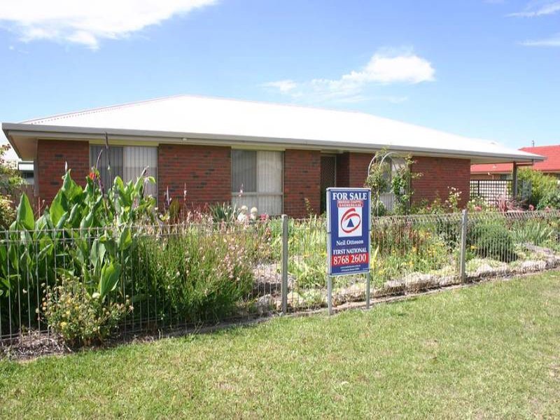 25 McFarlane Street, Robe, SA 5276 Property Details