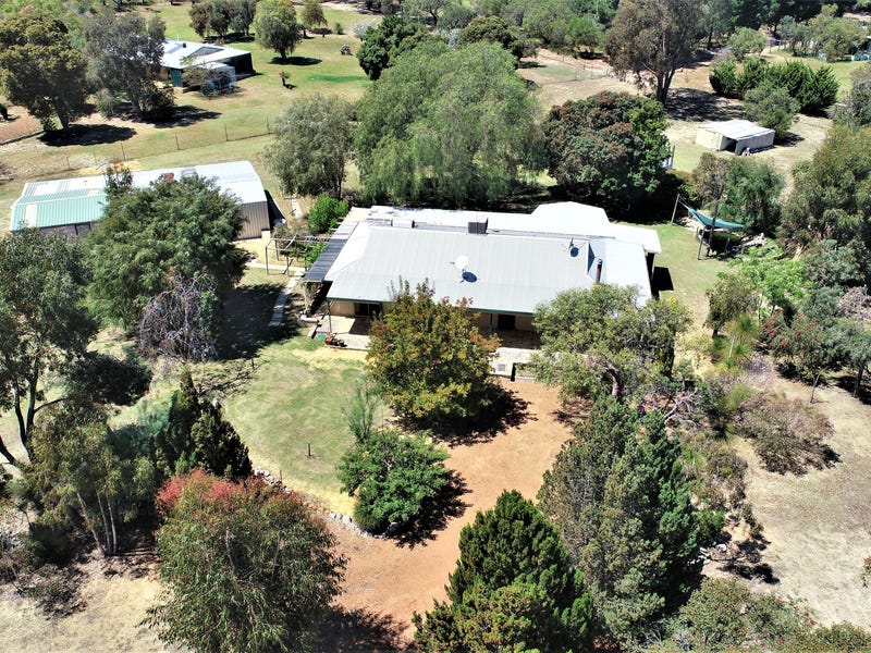 20 Woolly Bush Loop, Woodridge, WA 6041 Property Details