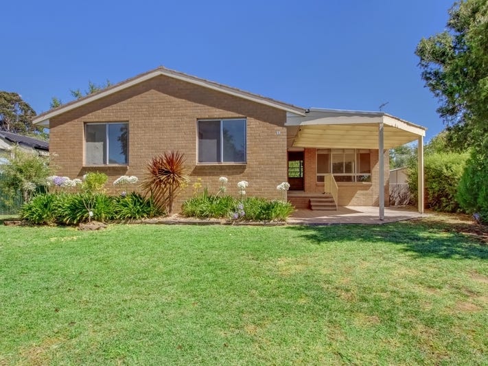 5 Groote Place, Fisher, ACT 2611