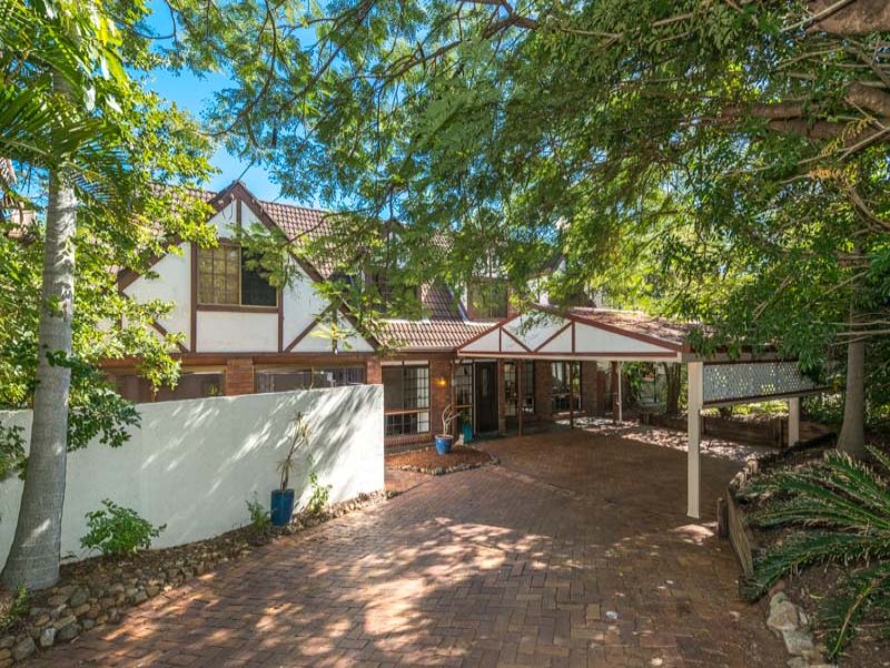 7 Sophia Street, Kenmore, Qld 4069 Property Details