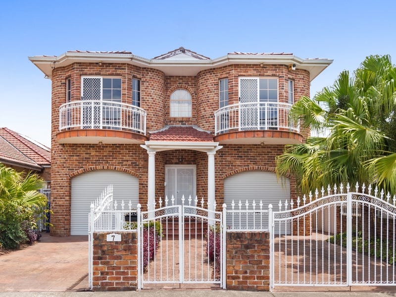 7 Burns Street, Campsie, NSW 2194 Property Details