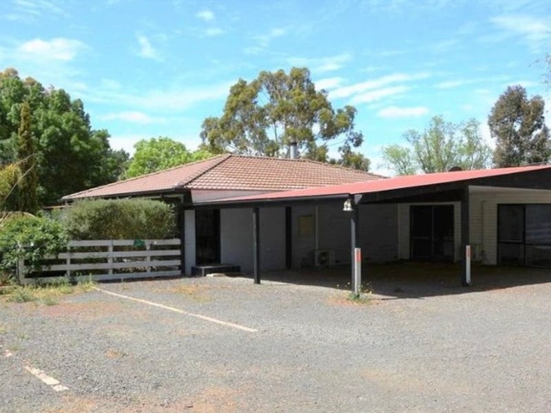 1550 Riddell Road, Riddells Creek, VIC 3431