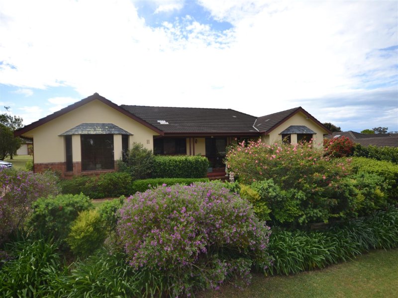 11 Uranna Avenue North Nowra NSW 2541