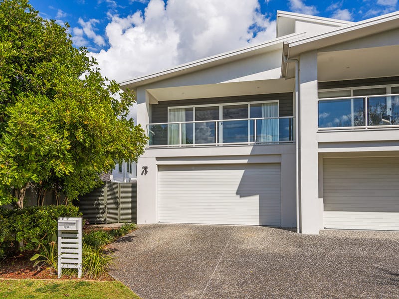 1/34 Compass Drive, Biggera Waters, QLD 4216