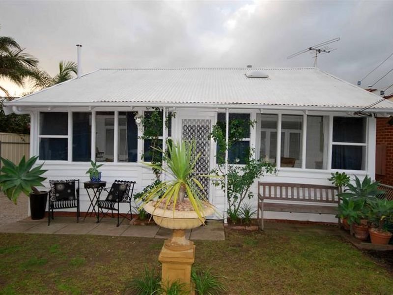 6 Portland Street, Seacliff, SA 5049 Property Details