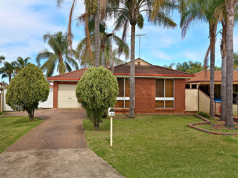 44 Kirsty Cres, Hassall Grove, NSW 2761 - realestate.com.au