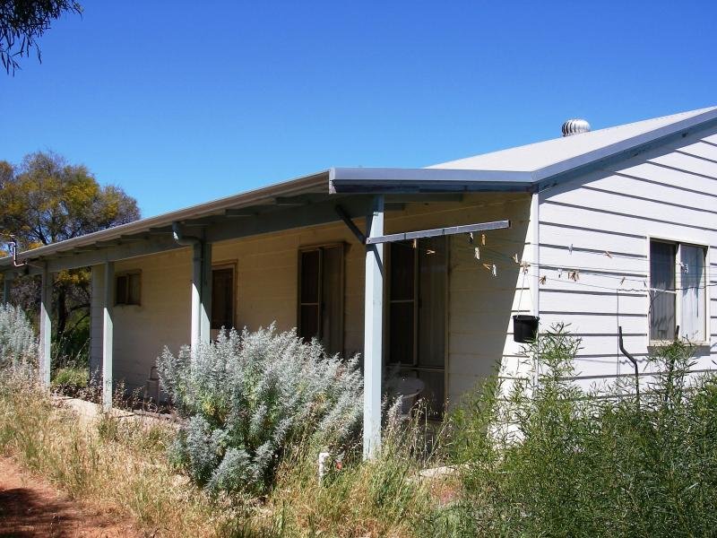 36 Steele Road, Dongara, WA 6525 Property Details