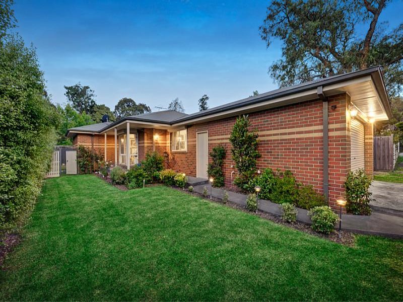 1/51A Mt Dandenong Road, Croydon, VIC 3136