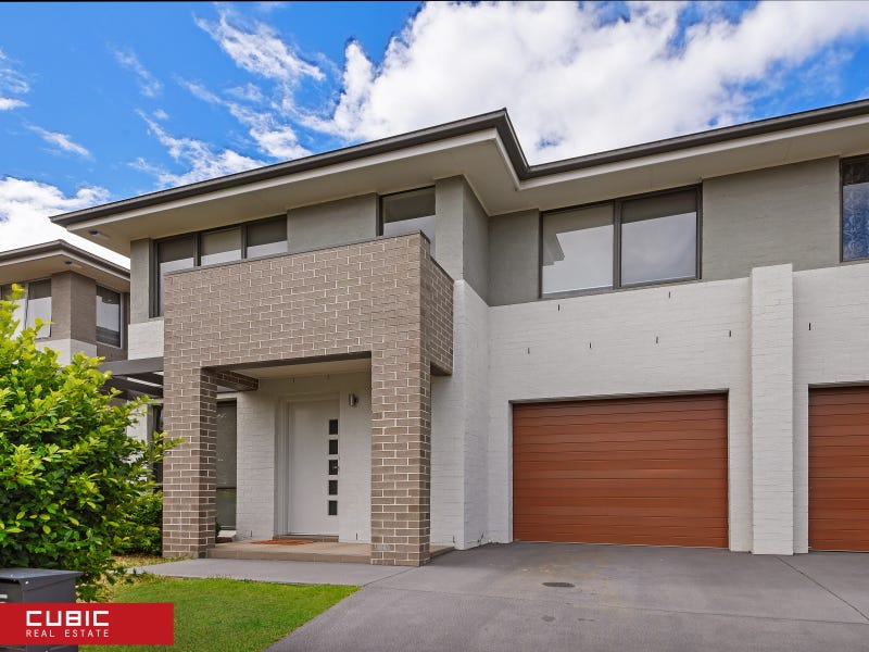 65 Mary Ann Drive, Glenfield, NSW 2167