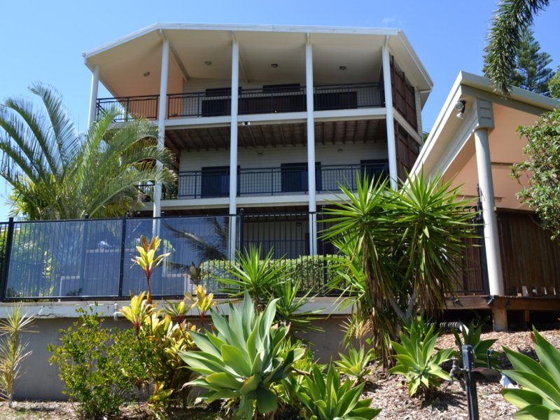 6 Buccaneer Avenue, Lammermoor, Qld 4703 Property Details