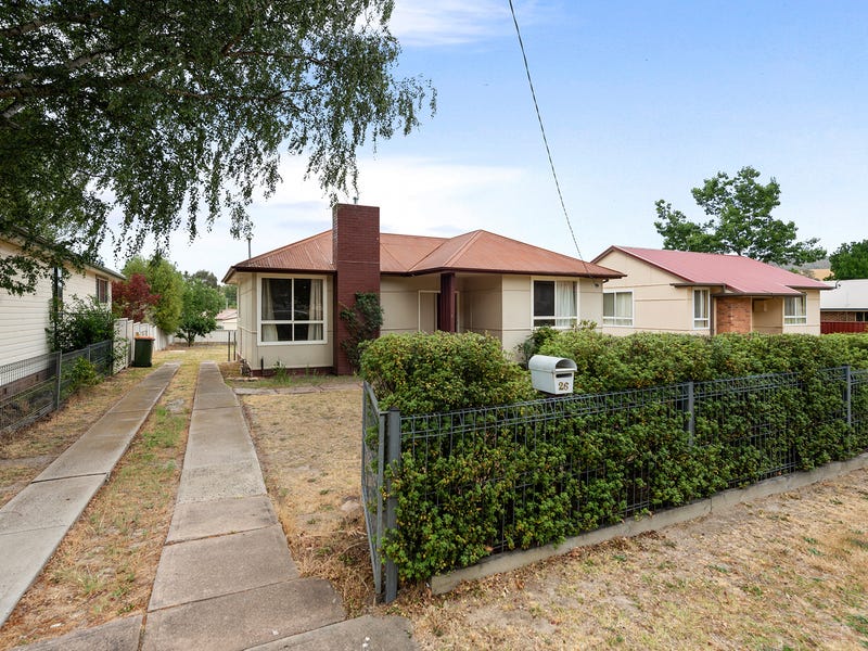 26 Andrew Street, Bowenfels, NSW 2790