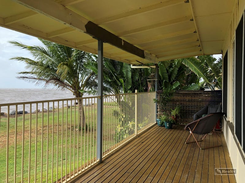 24 Elizabeth Street, Flying Fish Point, QLD 4860
