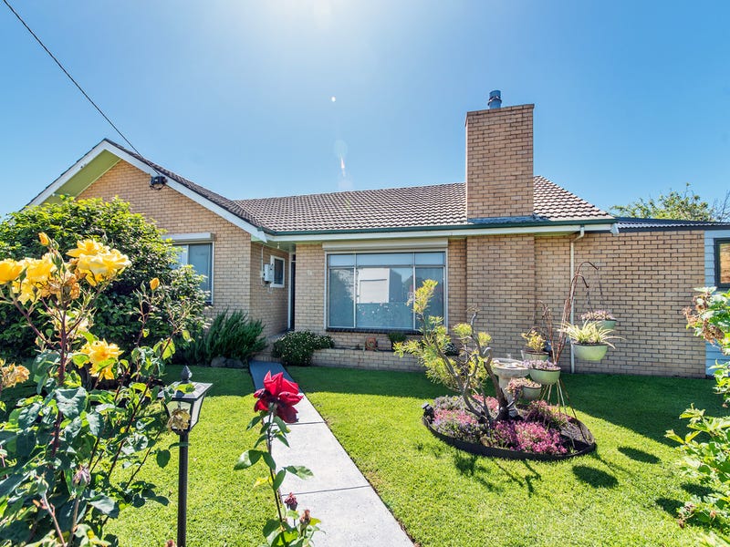 38 Henty Street, Coleraine, Vic 3315 Property Details