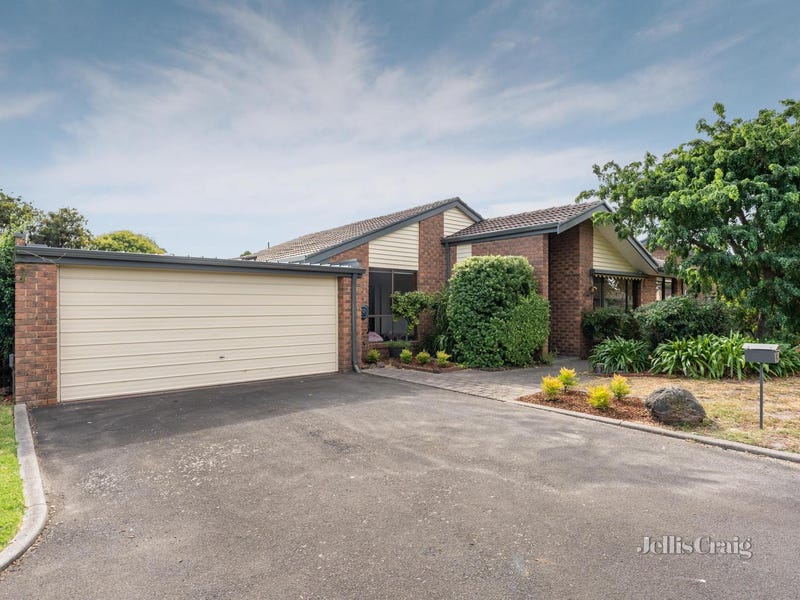 5 Everest Drive, Cheltenham, Vic 3192 Property Details